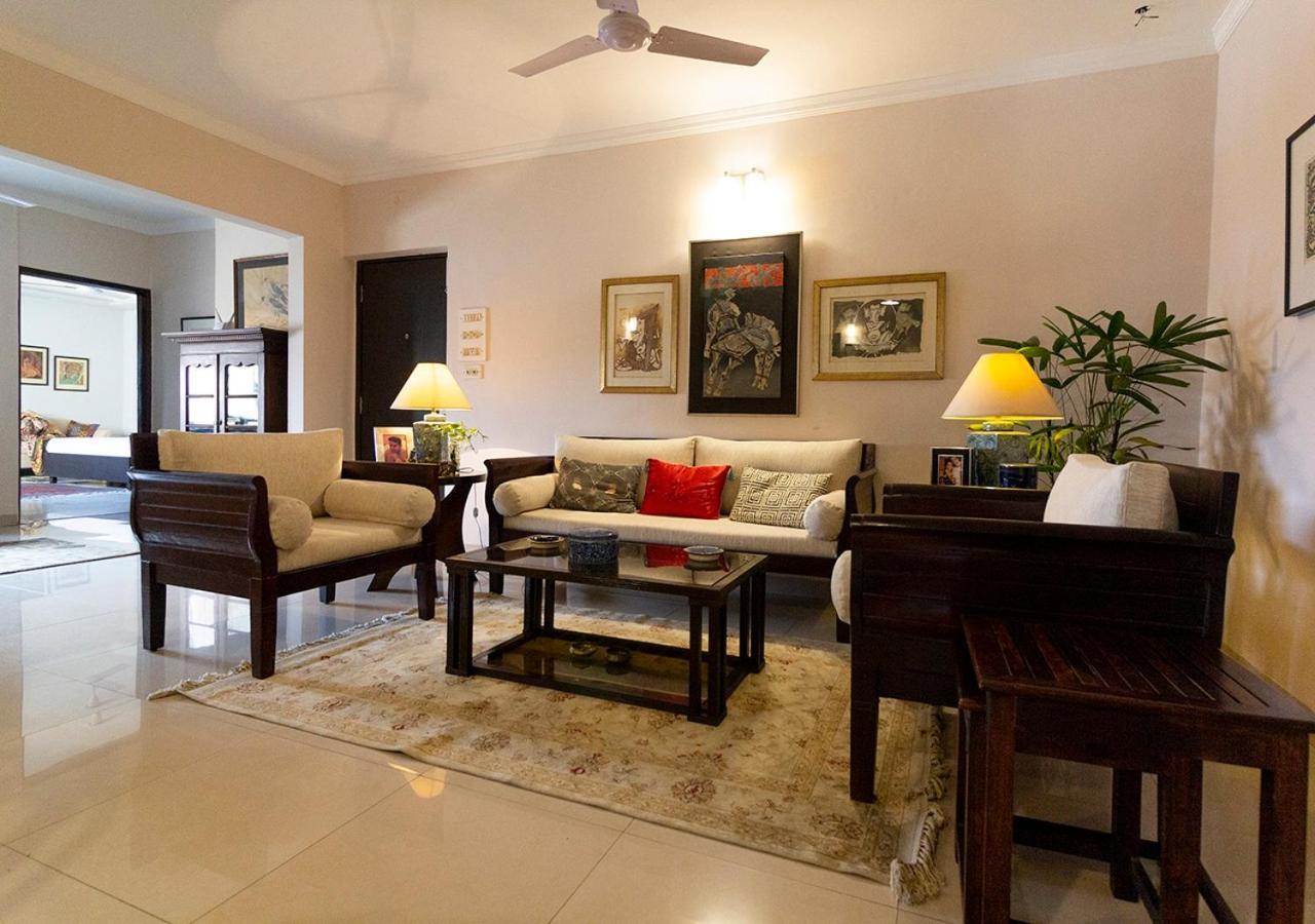 Neelam Bed & Breakfast Kolkata Exterior photo